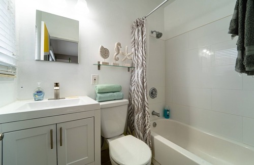 Poinsettia Heights Apartment | #1 Tiny Studio, Newly Furnished, with Good Parking