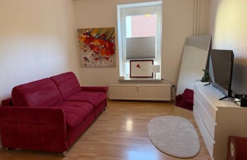 Ravensberg - Brunswik - Dusternbrook Apartment | 1 Zi Whg chic möbliert neben der Universität zu Kiel, 2 Fußminuten zur Ostsee,Uniklinik,Seebäder mit eigenem Parkplatz