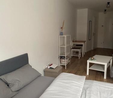 Kalk Apartment | 1 Zimmer Studio Apartment