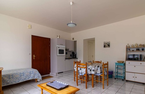 Sables-d'Or-les-Pins Apartment | 111 - T2 apartment 150m from Plage des Sables-D'or