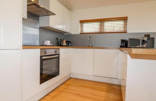 Dobwalls House | 12 Horizon View