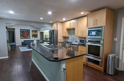 Marietta Apartment | 1303 Colony Dr Marietta - Full Home