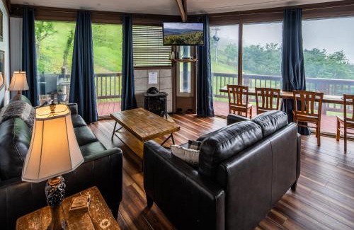 Banner Elk Ski Chalet | 139 Skiloft Road by Carolina Stays