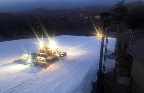 Banner Elk Ski Chalet | 139 Skiloft Road by Carolina Stays