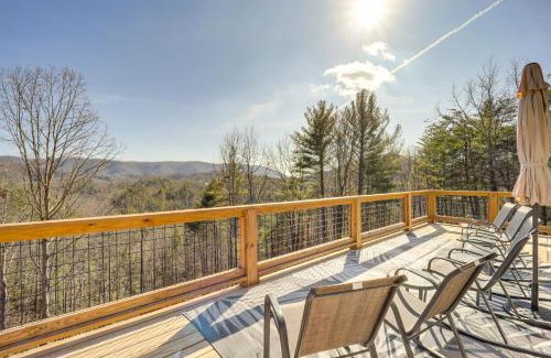 Ferguson House | 14 Mi to Appalachian Ski Mtn! Family Getaway