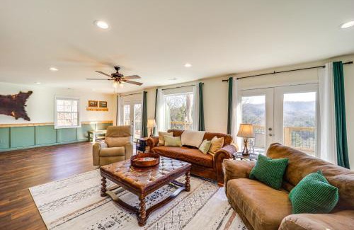 Ferguson House | 14 Mi to Appalachian Ski Mtn! Family Getaway