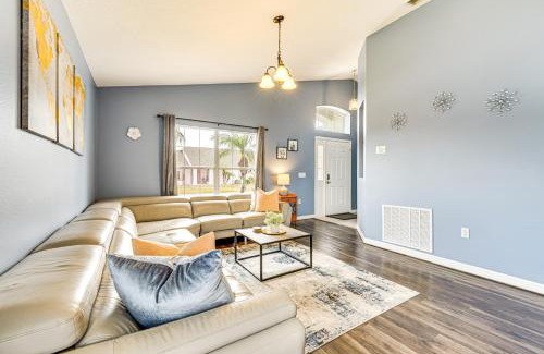 Tivoli Manor House | 15 Mi to Disney Home with Pool and Lanai in Davenport