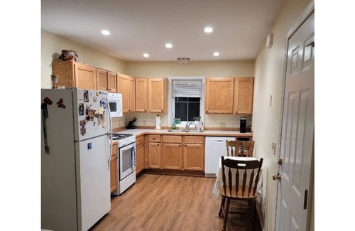 Alanson House | 15 minutes to Petoskey, Indian river and harbor springs