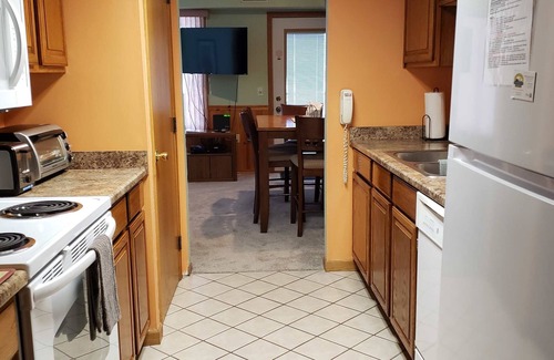 Elk Rapids Condo | #17 ELK RAPIDS BEACH CONDOMINIUM