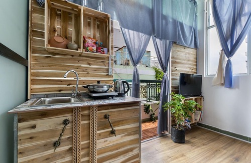 Downtown Ho Chi Minh City Apartment | 1991 Home Sai Gon