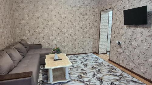 Shymkent Apartment | 2х-ком Улица 1 Мая дом 1 - 2й этаж