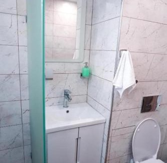 Sandanski Apartment | 2 Bed Apt - Sleeps 4 Terrace & Pet Friendly