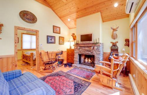 Beech Mountain House | 2 Mi to Beech Mtn Slopes! Cozy Couples Retreat