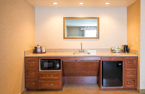 Presque Isle Hotel | 2-Star Hotel ∙ Hampton Inn Presque Isle