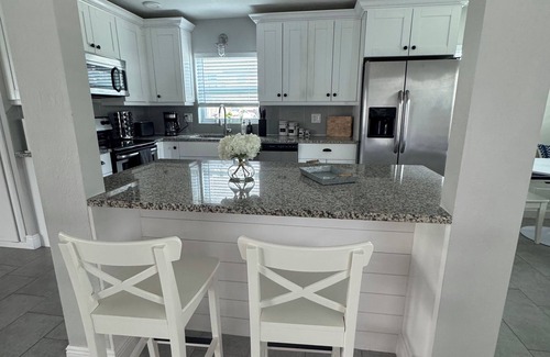 Ridge Wood Heights House | 25% off in Oct - SandyFeet - family-friendly, private heated pool, 5 mi to beach