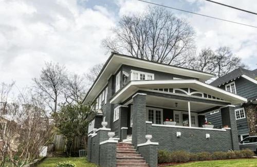 Birmingham House | 29th Street Trendy Lakeview Craftsman 8