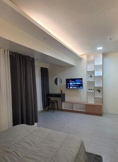 Luzon Apartment | 2BR Bi-Level BGC Skyline 150mbps WiFi