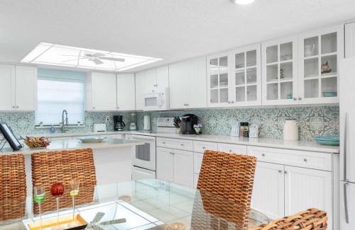 Avon By The Sea House | 2BR Sleeps 6 Poolfront BBQ Steps to Beach & Pier