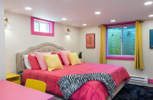 Jeffersonville Apartment | 2BR Suite at Smuggler's Notch with sauna hot tub arcade & river