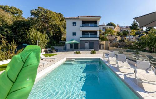 Kostrena Apartment | 3 Bedroom Awesome Apartment In Kostrena