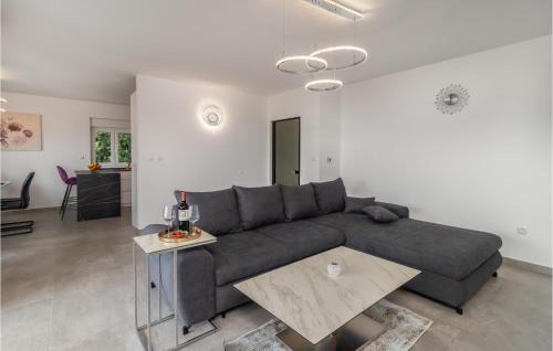 Kostrena Apartment | 3 Bedroom Awesome Apartment In Kostrena