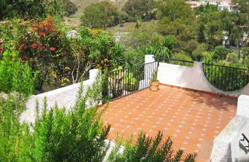 Benajarafe Villa | 3 bedrooms villa at Benajarafe 300 m away from the beach with sea view private pool and enclosed garden