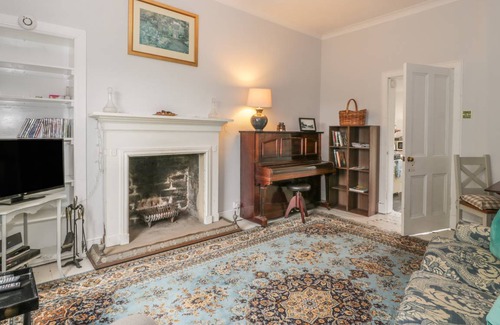 Uphall Cottage | 3 Burnside Cottages