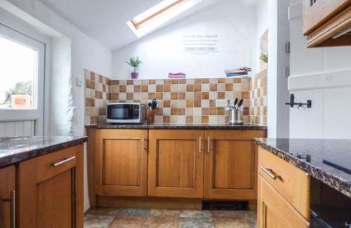 Grange-over-Sands House | 3 Low Dog Kennel