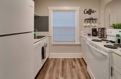 Northtown Condo | #3 The Cozy Corner Suite @ The Garland Suites