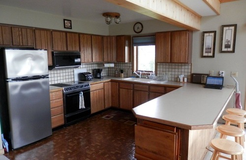Cedarville Cabin | 3BR/2BA Lakefront Cabin, Gorgeous Bay Views, Dock, Game Room, Firepit