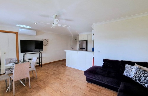 Newhaven Apartment | 4/8-10 Forrest Avenue Newhaven VIC 3925