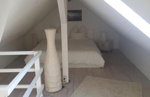 Neudorf-Nord Apartment | 45 m² Maisonette-Wohnung in Uni-/Hauptbahnhofnähe