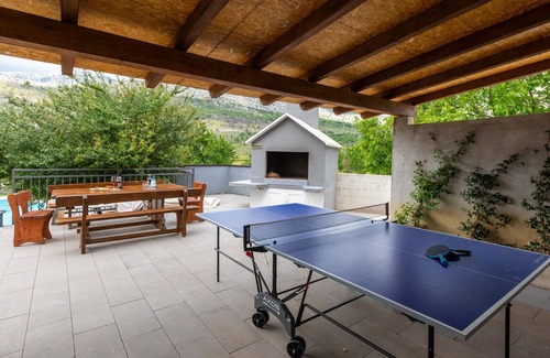 Tugare House | 5 bedroom accommodation in Tugare