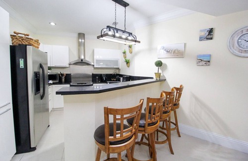 Bahamia West Condo | 5 Min Walk to a Beach Paradise