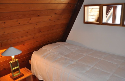Hunter Ski Chalet | 500 Yard From The Ski Loge ; private hot tub