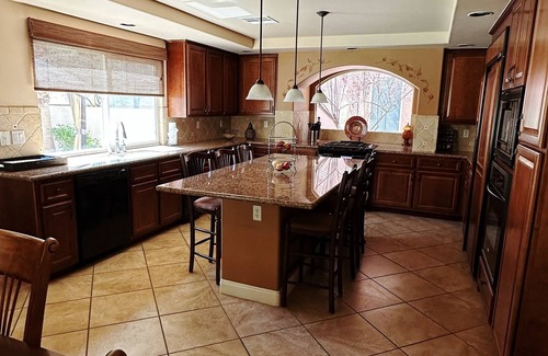 Arden House | 5BD/4BA, King bed, private pool, foosball & pool table, and few miles to strip