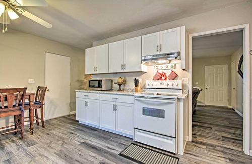 Sun City House | 6 Mi to State Farm Stadium: WFH-Friendly Home!