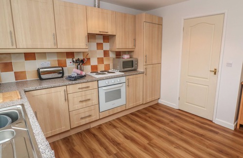 St Wenn Cottage | 64 Waterside