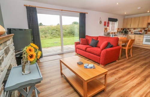 St Wenn Cottage | 64 Waterside