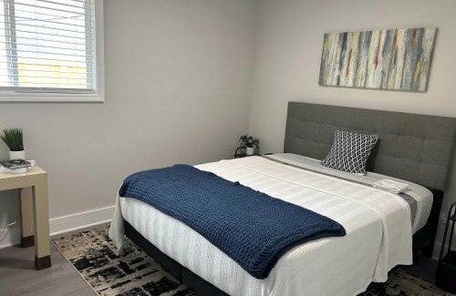 East Durham House | 7 Min walk to Golden Belt - 4 Min Drive to Downtown - 7 to Duke