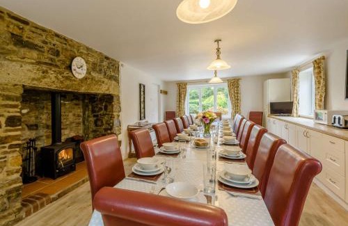 Woolfardisworthy House | 8 Bed in Clovelly 85428