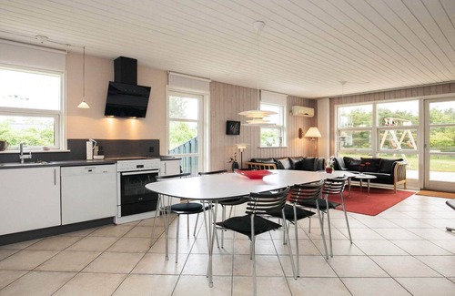 Lonstrup House | 8 person holiday home in Hjørring