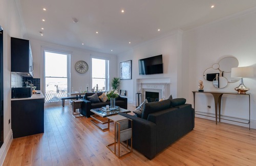 Georgian Quarter Apartment | 80 by Elite
