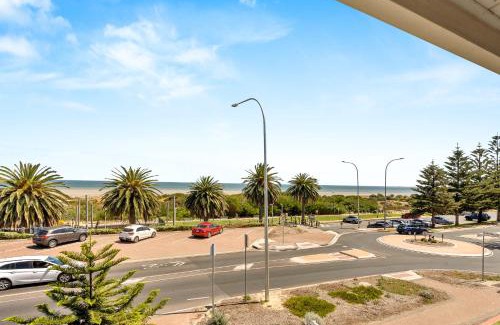 Semaphore House | 96C Esplanade, Semaphore