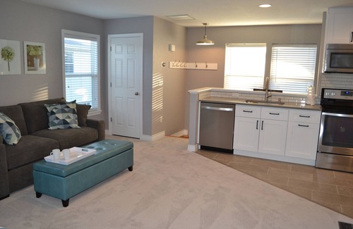 North Central Westminster Apartment | A Beautiful Detached Carriage House only 30 minutes to Denver or Boulder.