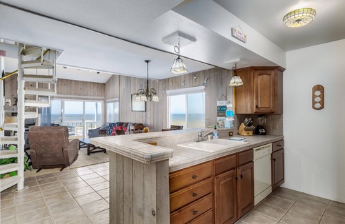 San Simeon Condo | A Charming Seaside Escape