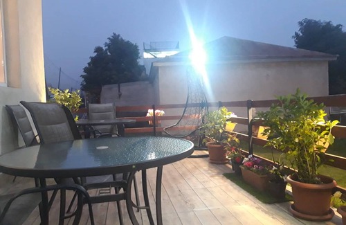 Stepantsminda House | A cozy house with veranda and big yard, with the best view on Kazbegi mountain.