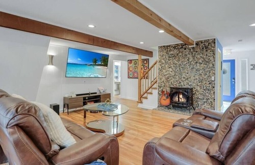 Pottsboro House | A Frame of Mind - 3bd 2 bath lake retreat