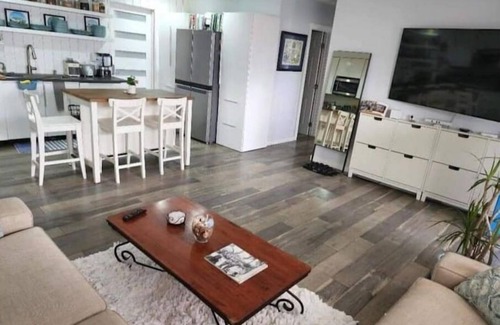 North Clairemont Apartment | A single in San Diego Room Rental