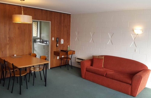 Riccarton Hotel | Aalton Motel